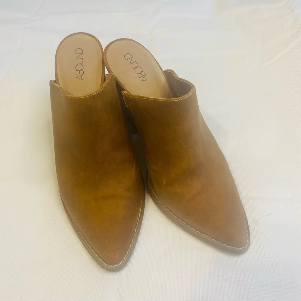 Abound Tan Mules - Picture 3 of 8